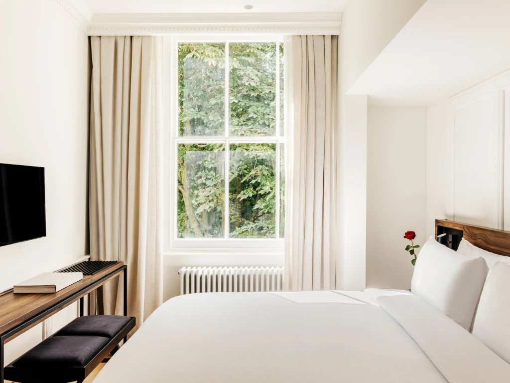 The Caesar Hotel 4* London The Caesar Hotel 4* London