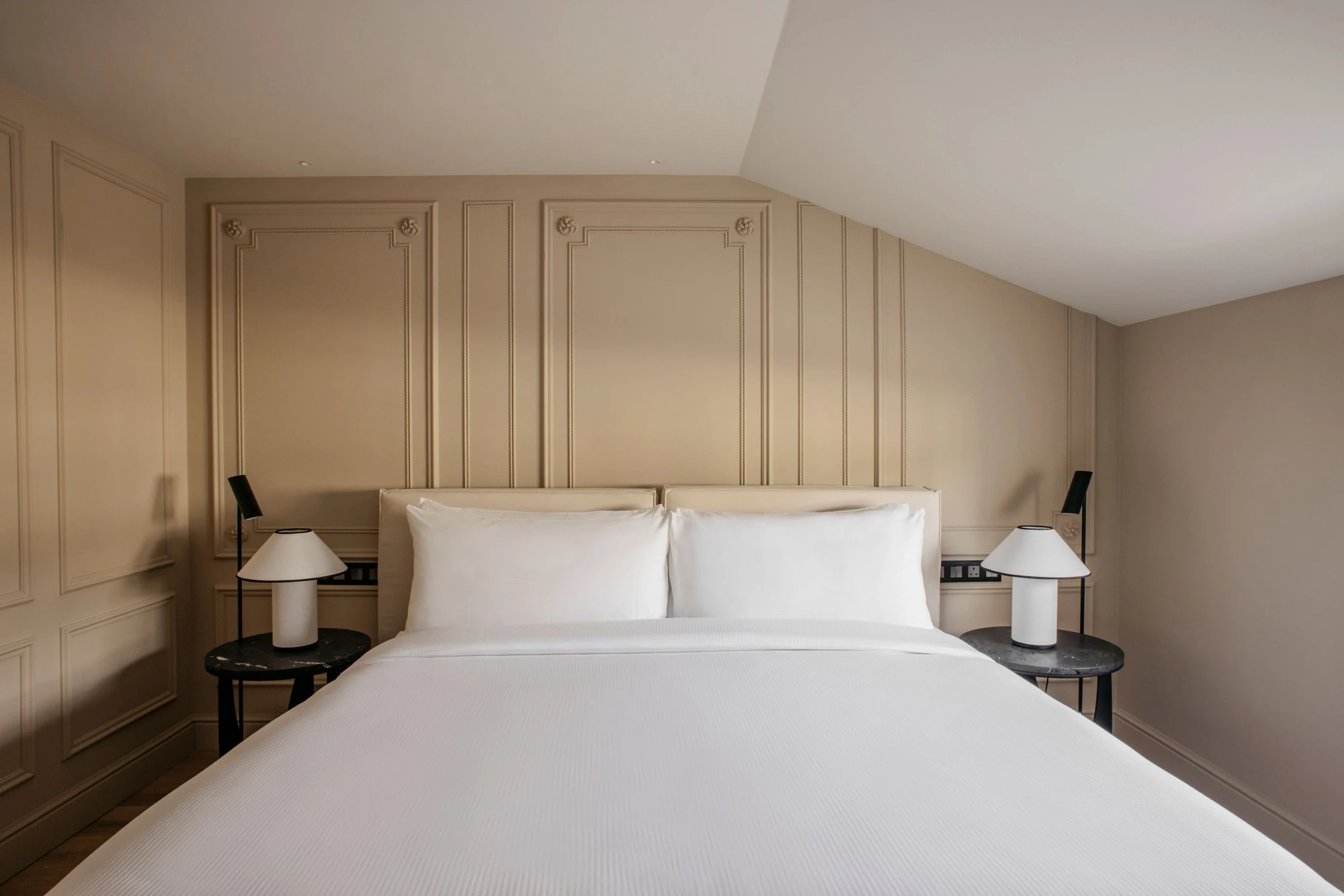 The Caesar Hotel 4* London