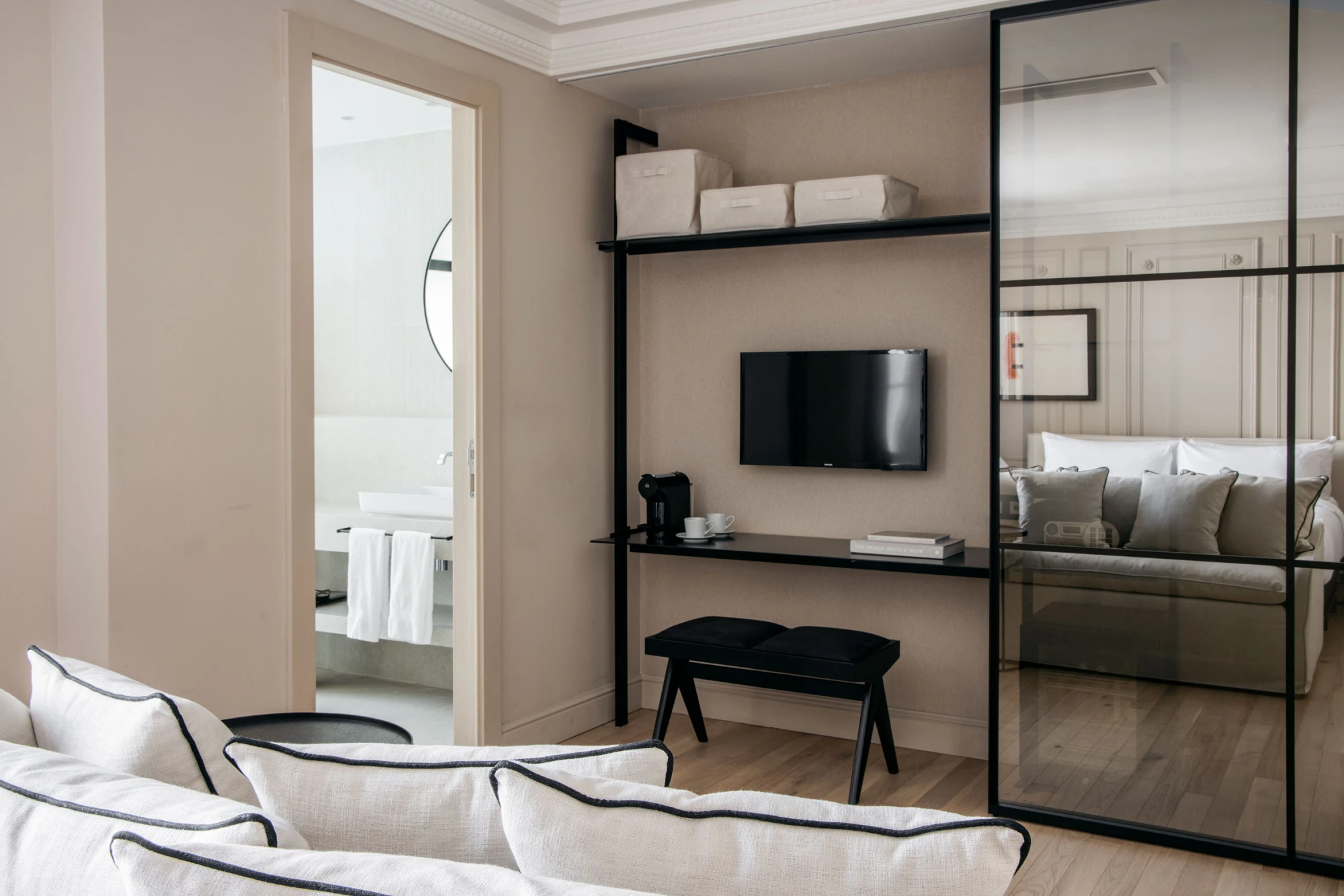 The Caesar Hotel 4* London