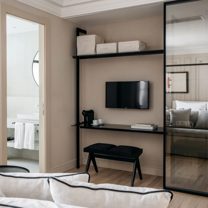 The Caesar Hotel 4* London The Caesar Hotel 4* London
