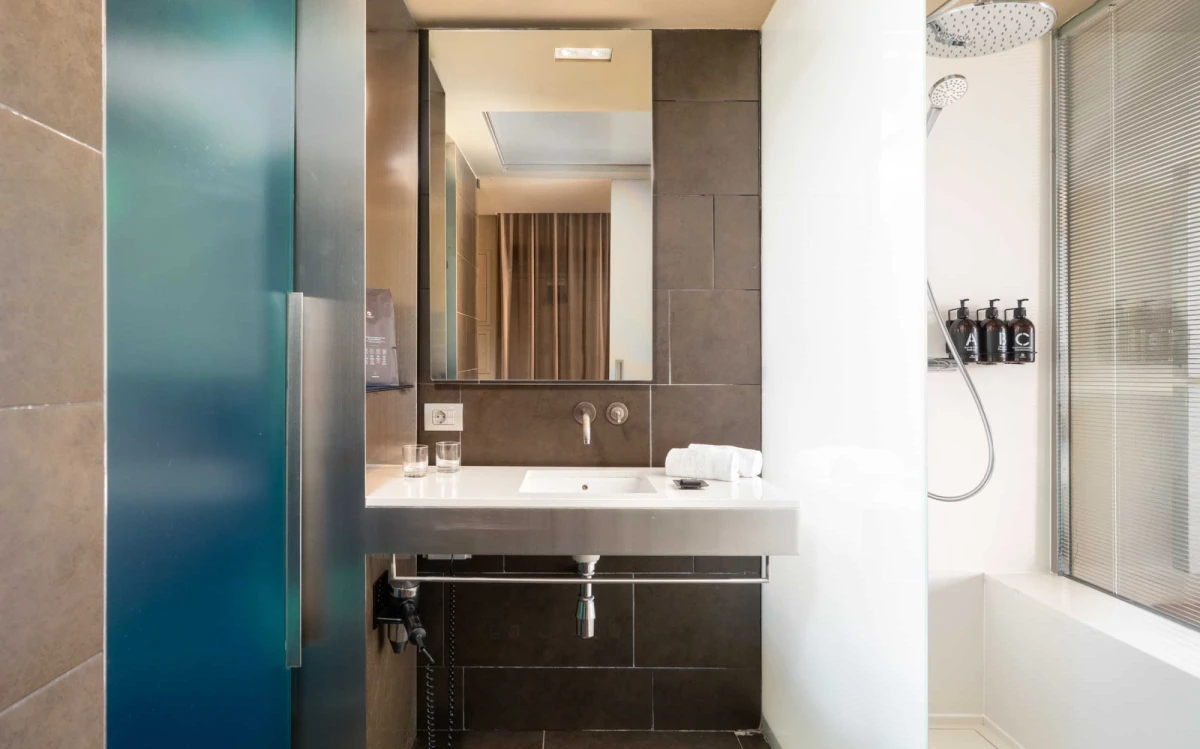 Baño - Habitación Doble | B-Hotel BCN Baño - Habitación Doble | B-Hotel BCN