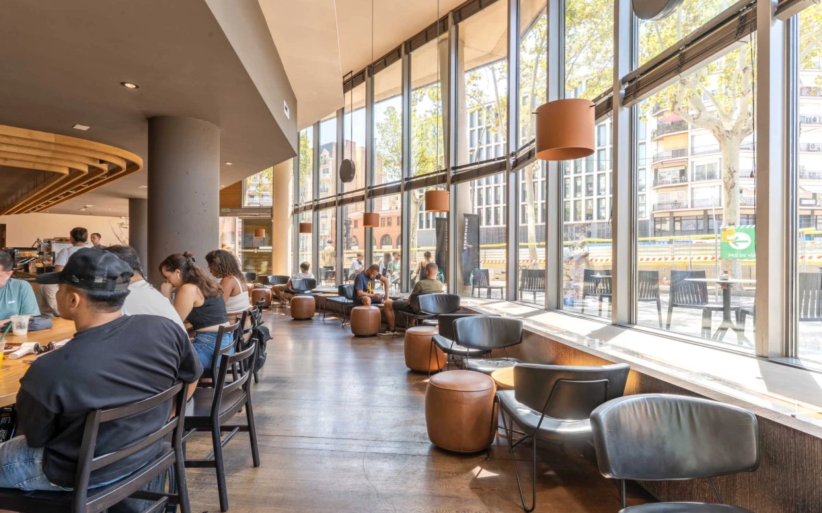 Starbucks | B-Hotel Barcelona Starbucks en el B-Hotel Barcelona
