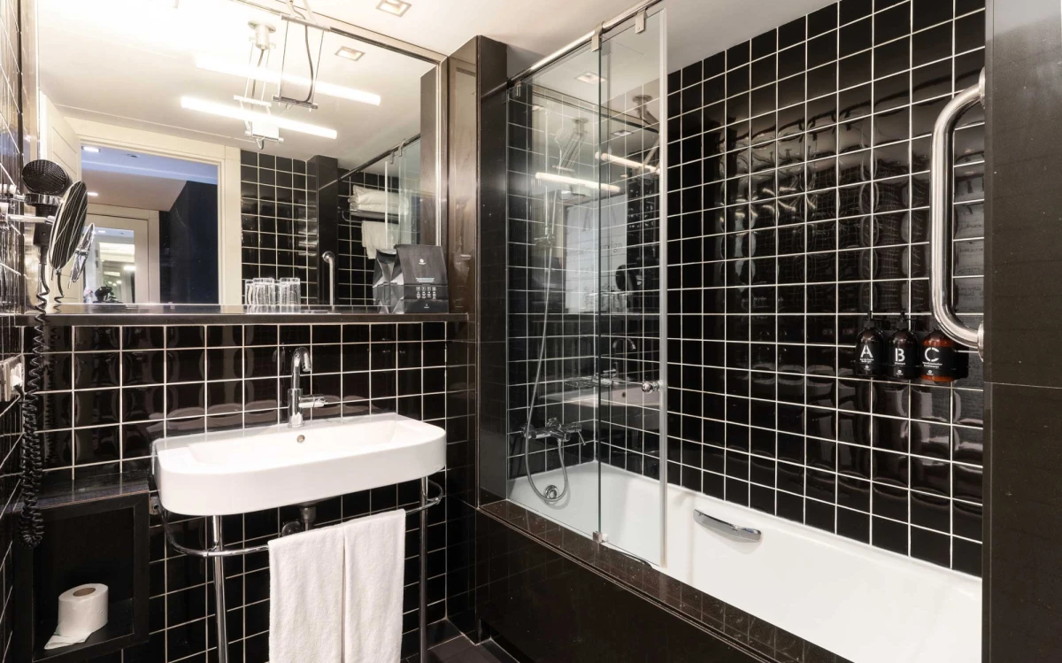 Baño - Hab Superior | Hotel Europark Baño - Hab Superior | Hotel Europark