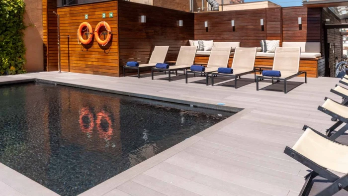 Piscina - solárium | Hotel Europark Piscina - solárium | Hotel Europark