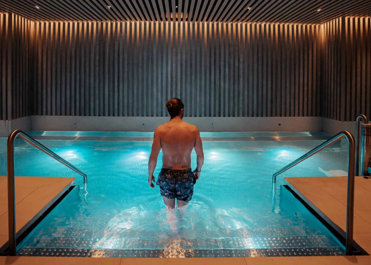 Piscina interior - Seventy Spa Barcelona Piscina interior - Seventy Spa Barcelona