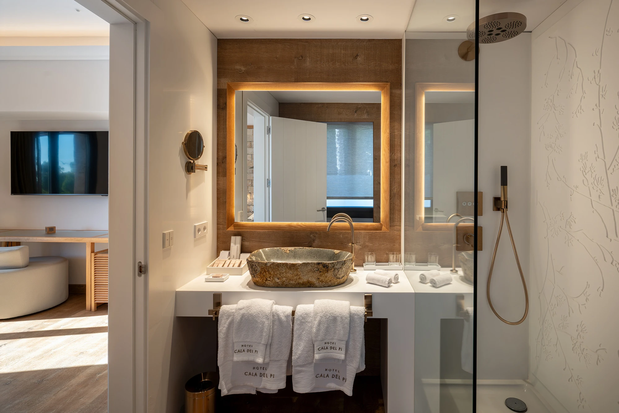 BANY PANORAMIC SUITE