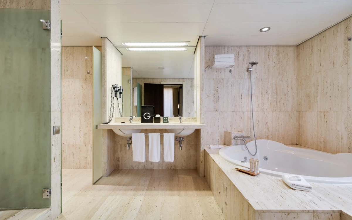 Jacuzzi Suite Skyline | Hotel BCN Universal Jacuzzi Suite Skyline | Hotel Barcelona Universal
