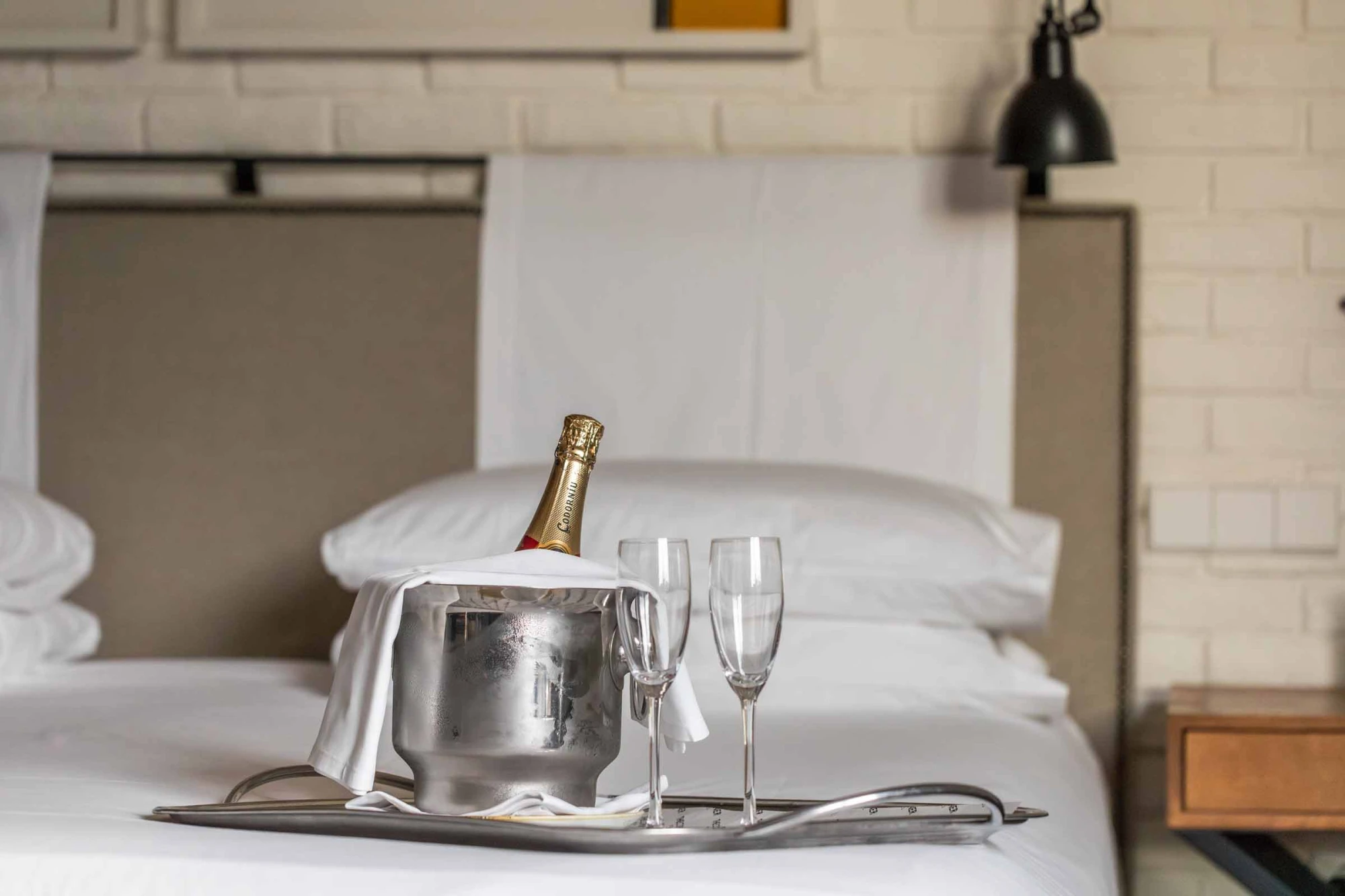 Botella de Cava (Brut Nature) | The Corner Hotel