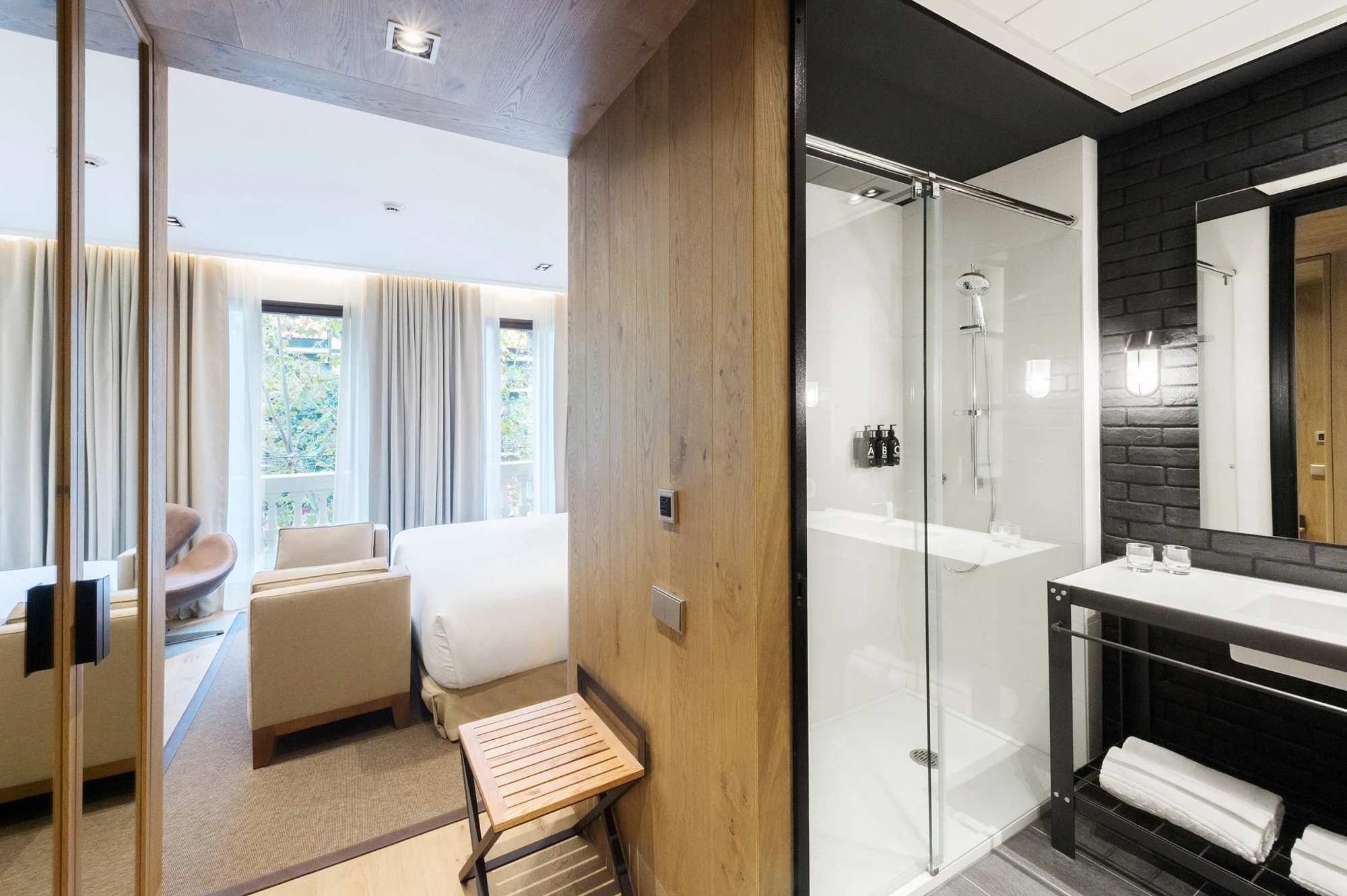 Habitación Superior | The Corner Hotel Barcelona