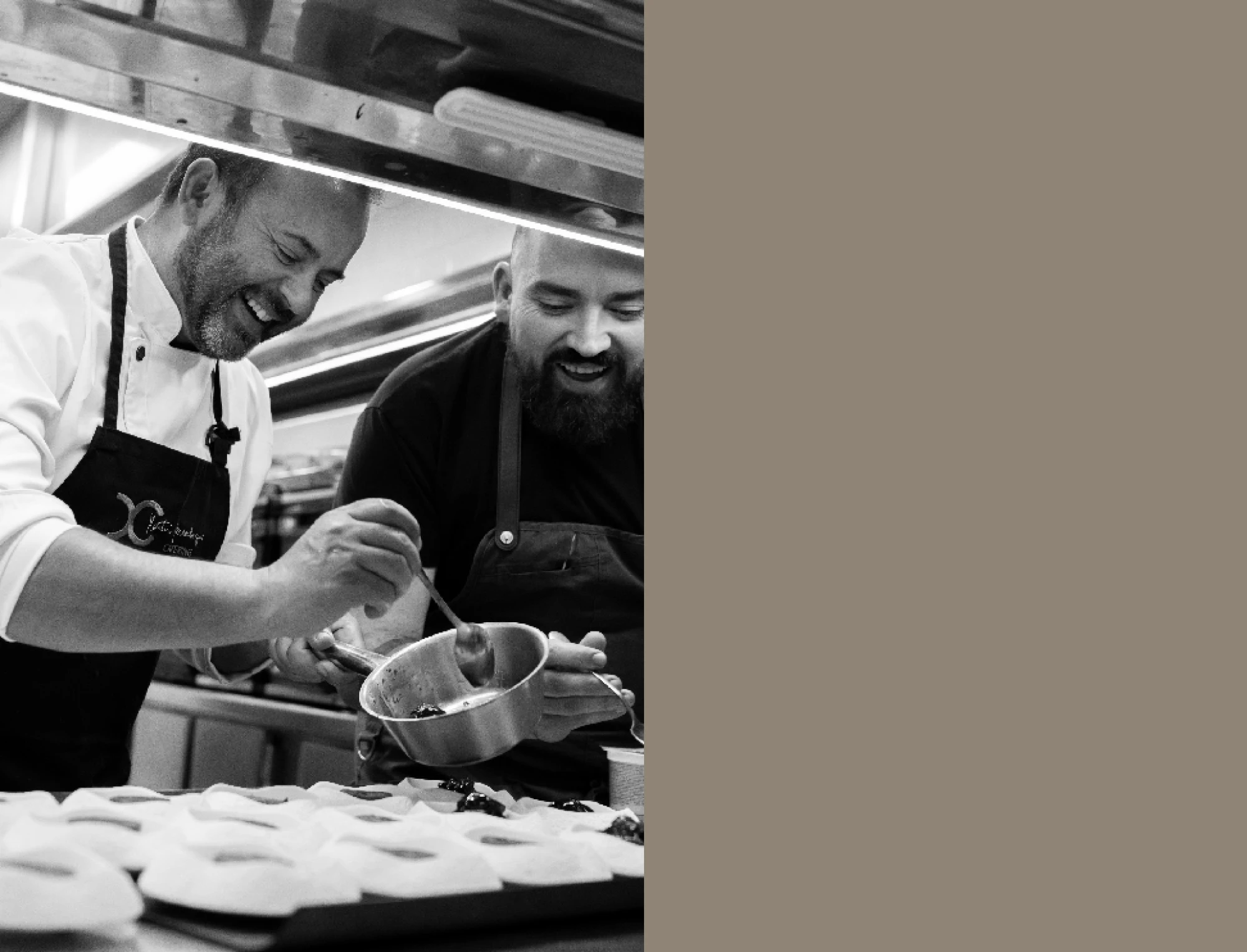 Una captura de pantalla que muestra una interfaz digital, posiblemente de un sitio web o aplicación, con elementos gráficos y texto en español.