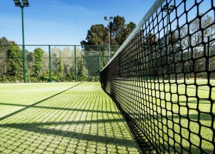 Pista de pádel-Web Oficial ® Hotel Suites Natura Mas Tapiolas