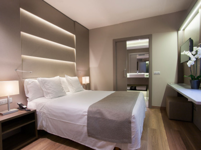 HABITACIÓN INTERIOR
