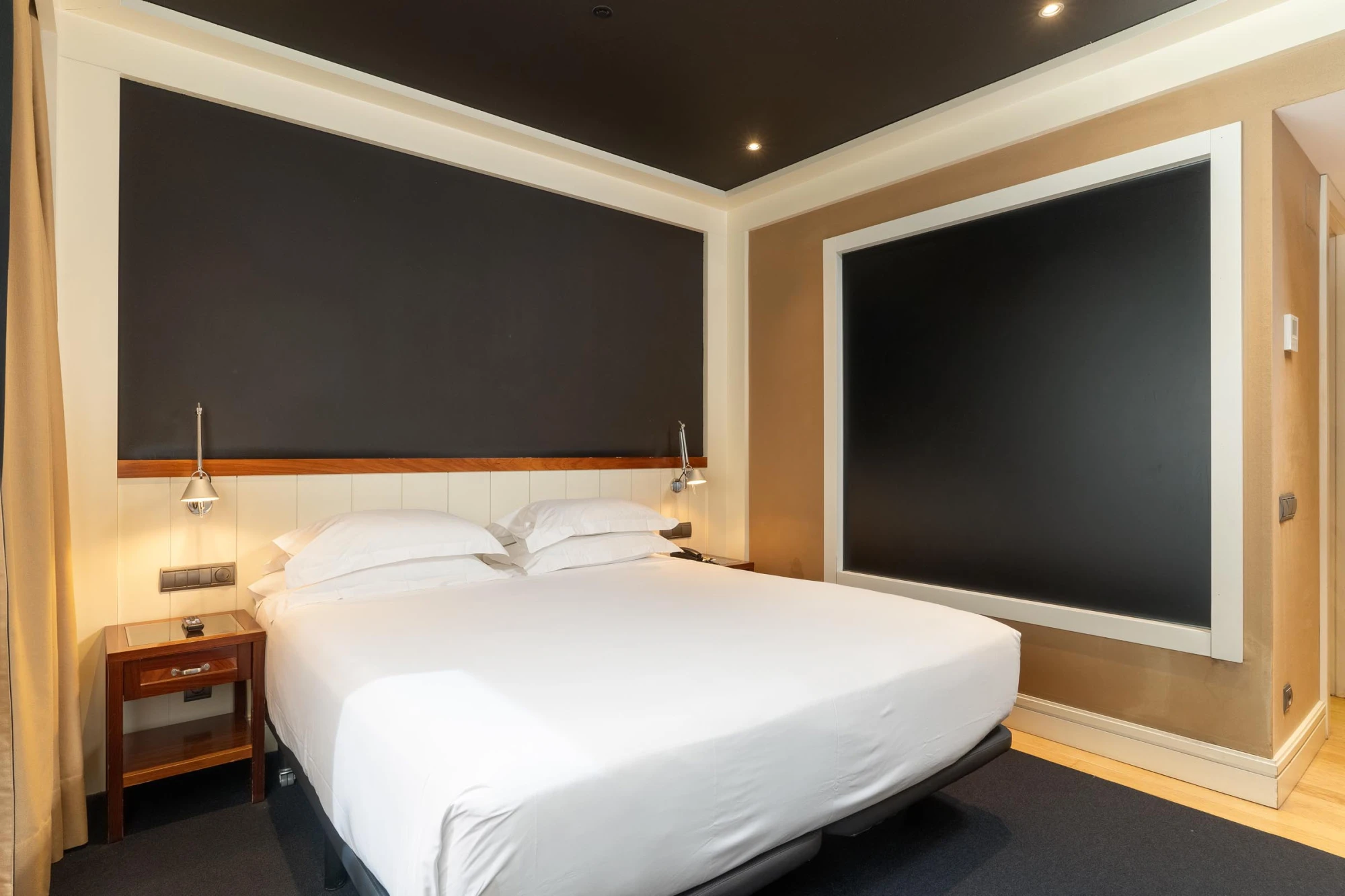 Basic Doble (108) | U232 Hotel Barcelona