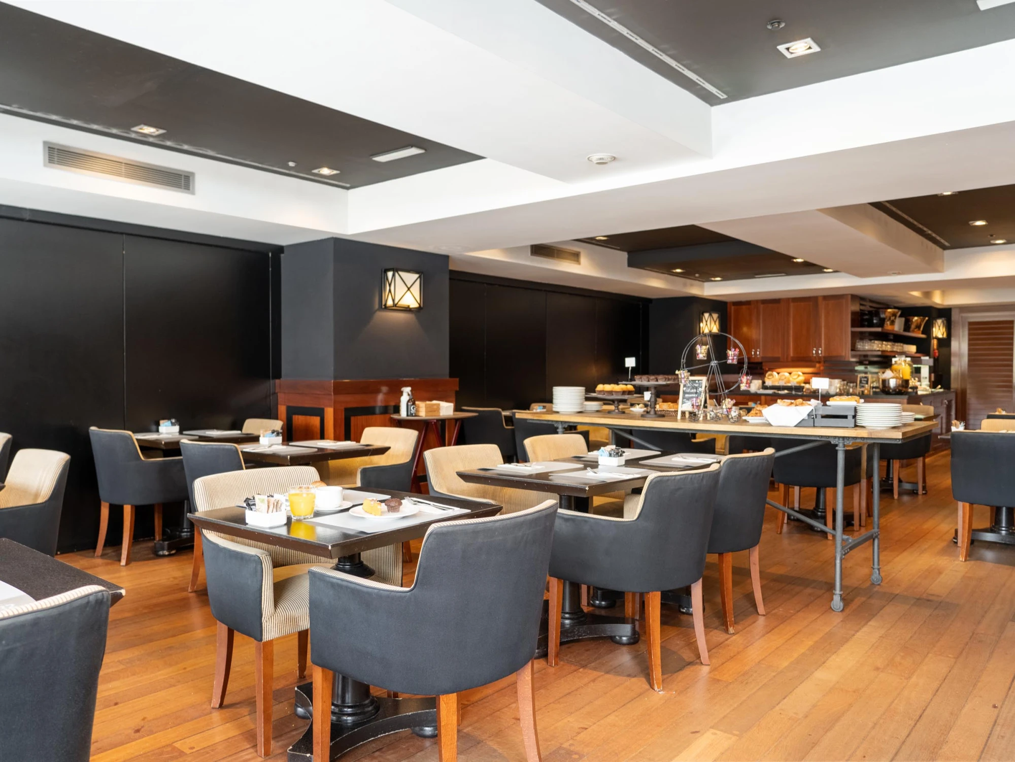 Desayuno Buffet | U232 Hotel Barcelona