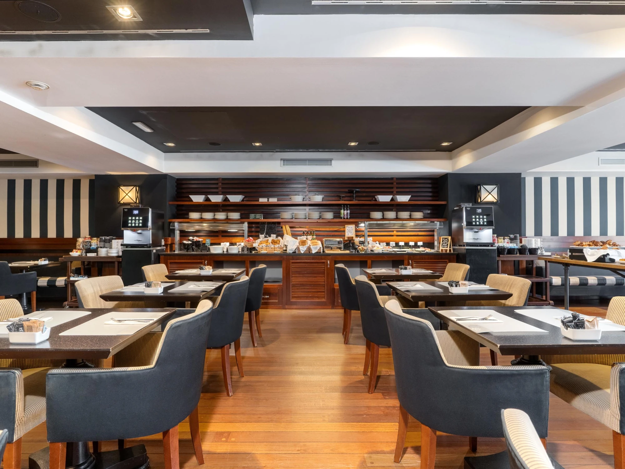 Desayuno Buffet | U232 Hotel Barcelona