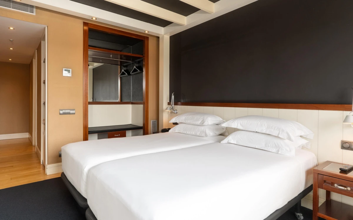 Doble 1 o 2 camas (610) | U232 Hotel Barcelona Doble 1 o 2 camas (610) | U232 Hotel Barcelona