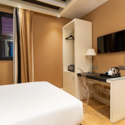 Basic Individual (806) | U232 Hotel Barcelona Basic Individual (806) | U232 Hotel Barcelona