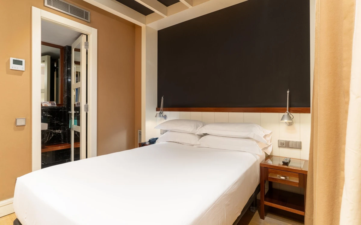 Basic Individual (806) | U232 Hotel Barcelona Basic Individual (806) | U232 Hotel Barcelona