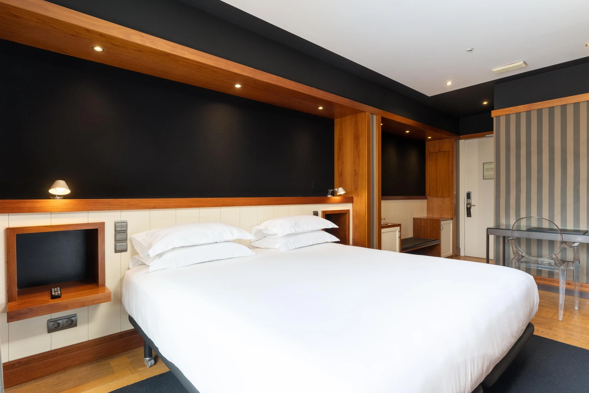 Top Room (908) - U232 Hotel Barcelona
