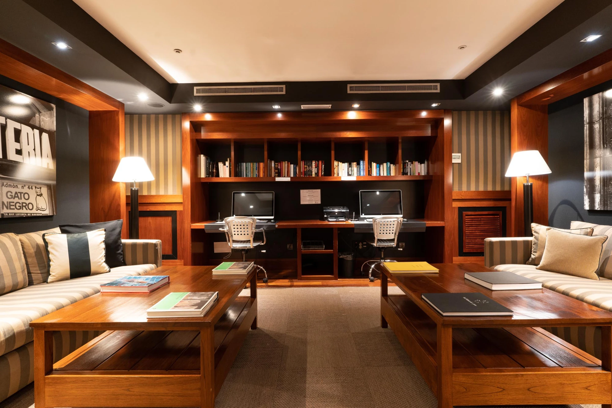 Business Center | U232 Hotel Barcelona