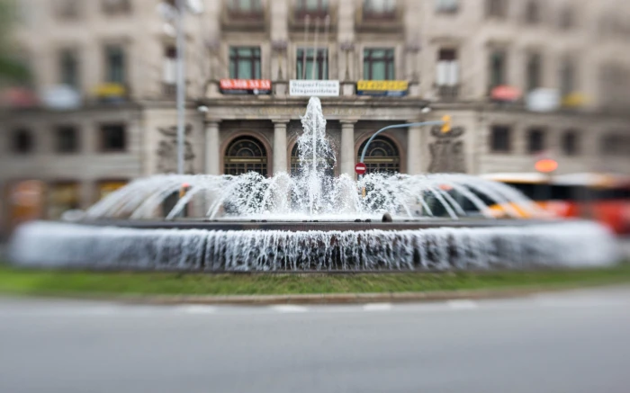 Font monumental Passeig de Gràcia Font monumental Passeig de Gràcia