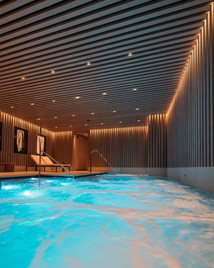 Piscina interior - Seventy Spa Barcelona