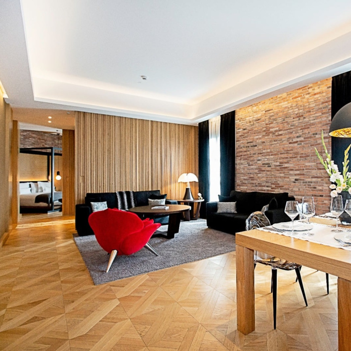Penthouse10 Penthouse10