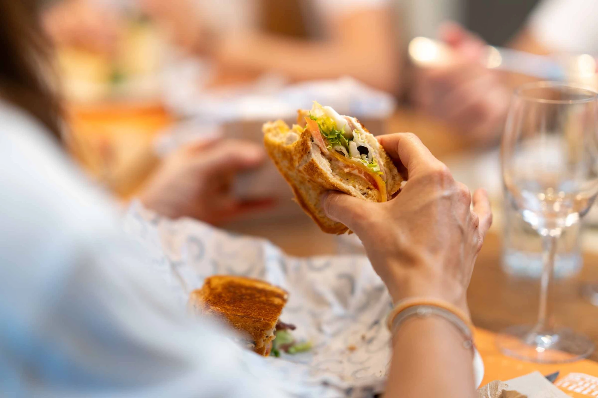 Room Service | Midtown Apartments Barcelona