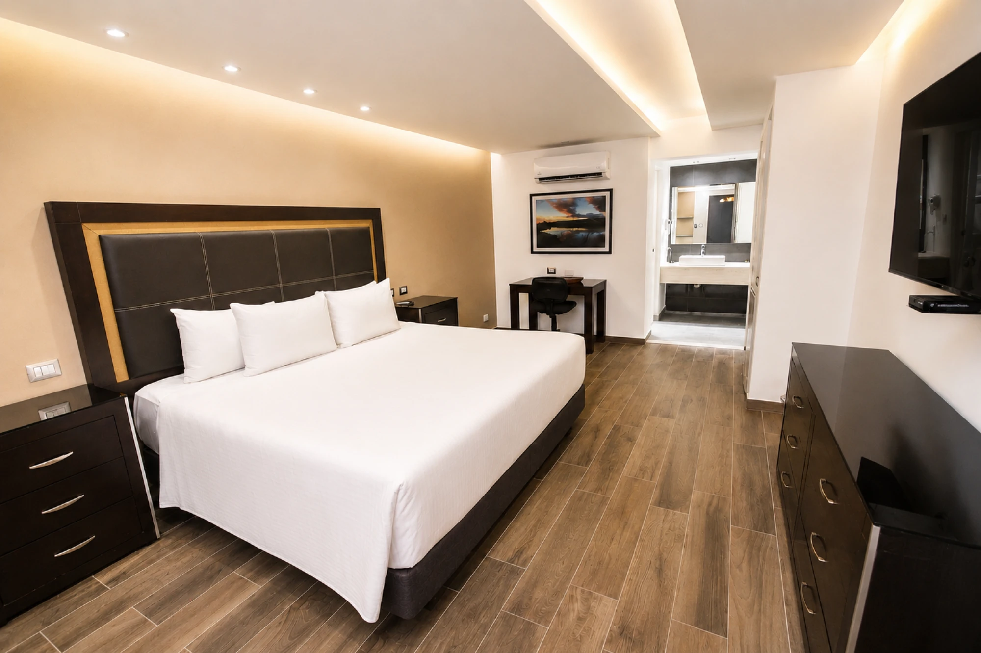 KING ROOM B