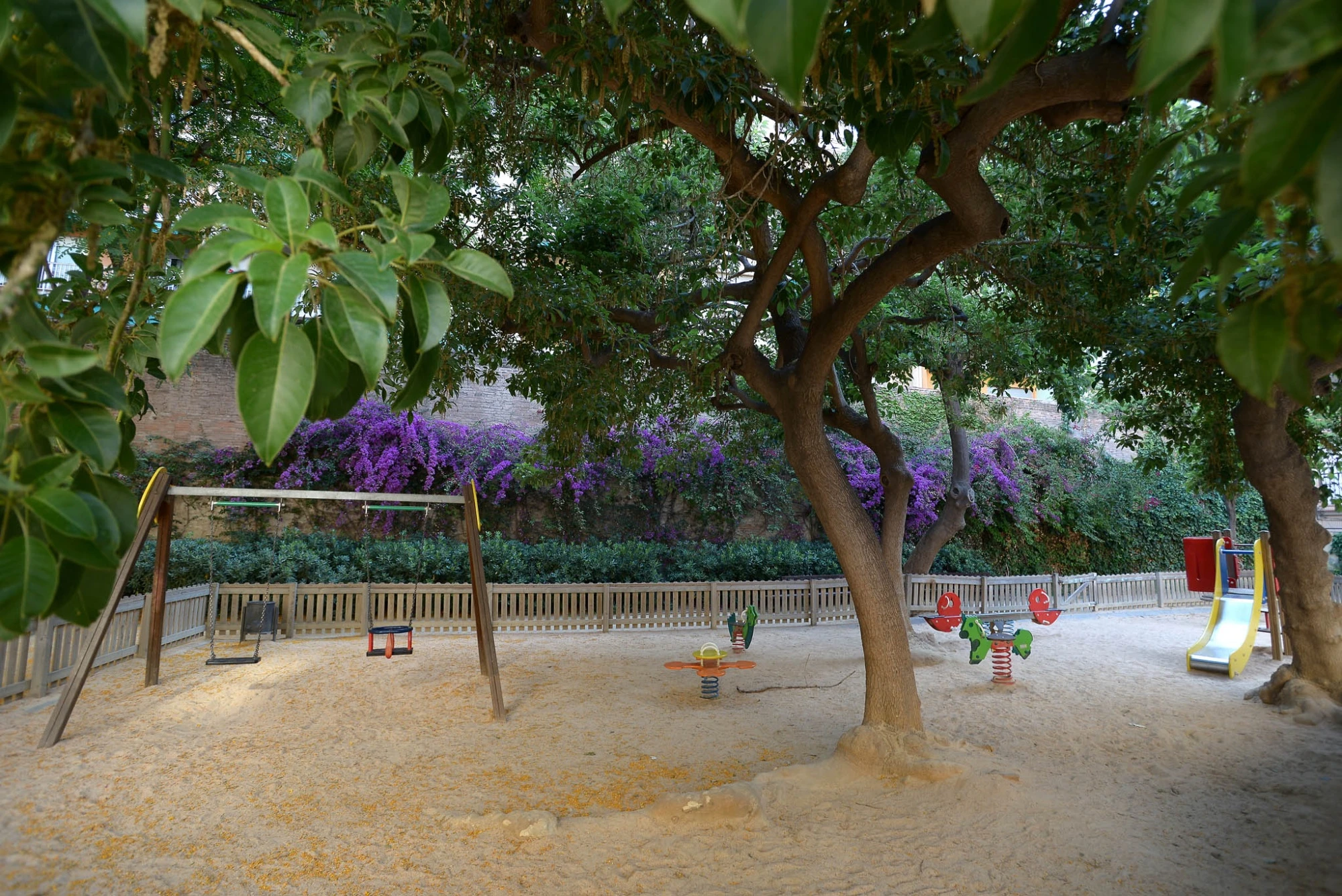 Jardins Cesar Martinell | Hotel SOHO Barcelona