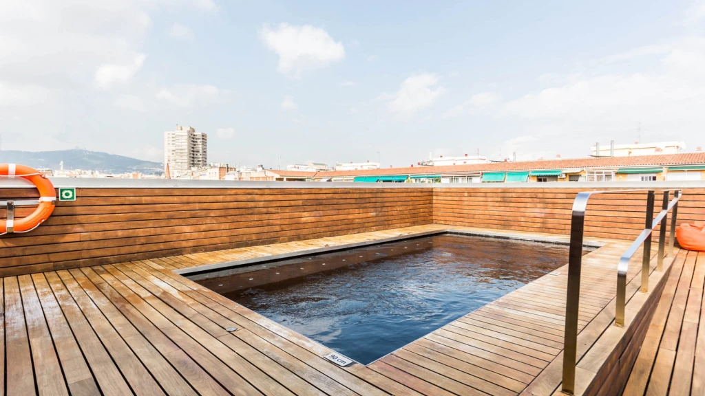 Piscina Rooftop | Hotel SOHO BCN Piscina Rooftop | Hotel SOHO Barcelona