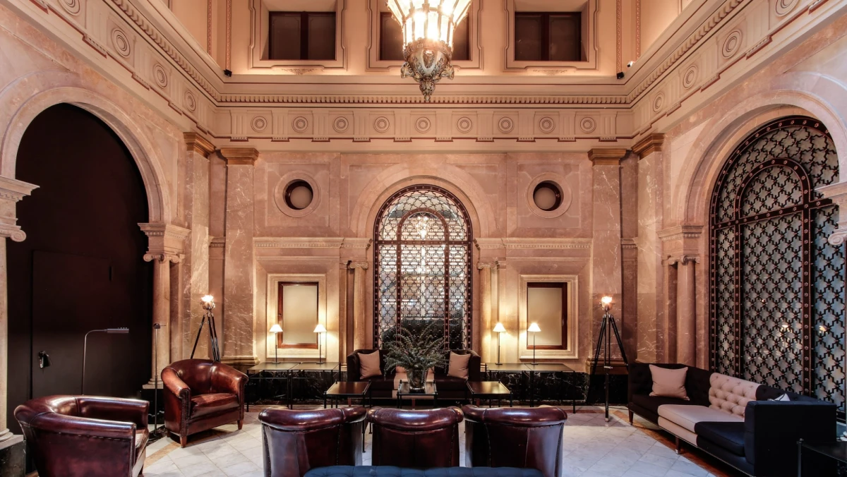 Entrada por Las Ramblas | H1898 Entrada Ramblas | Hotel 1898 Barcelona