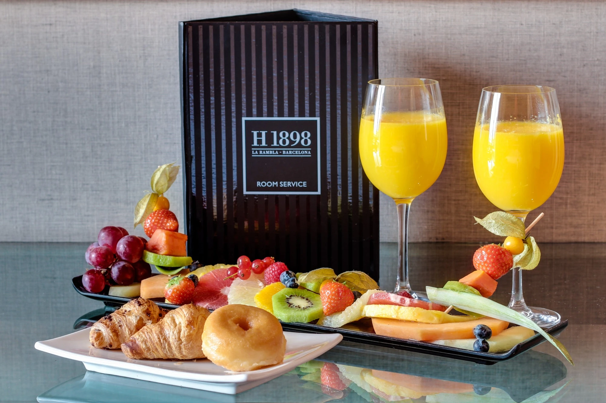 Room Service | Hotel 1898 Barcelona