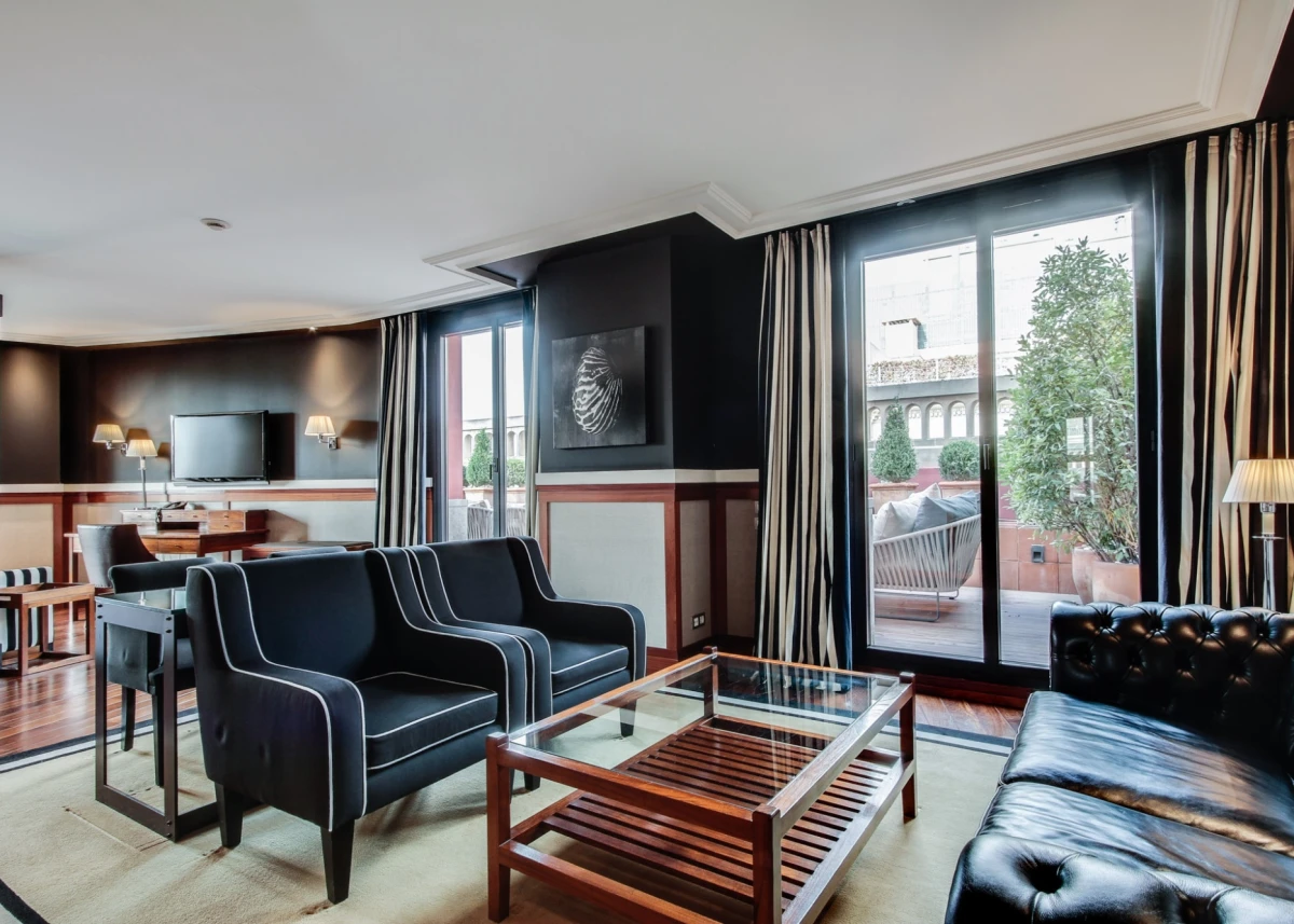 Suite Colonial | H1898 Suite Colonial | Hotel 1898 Barcelona