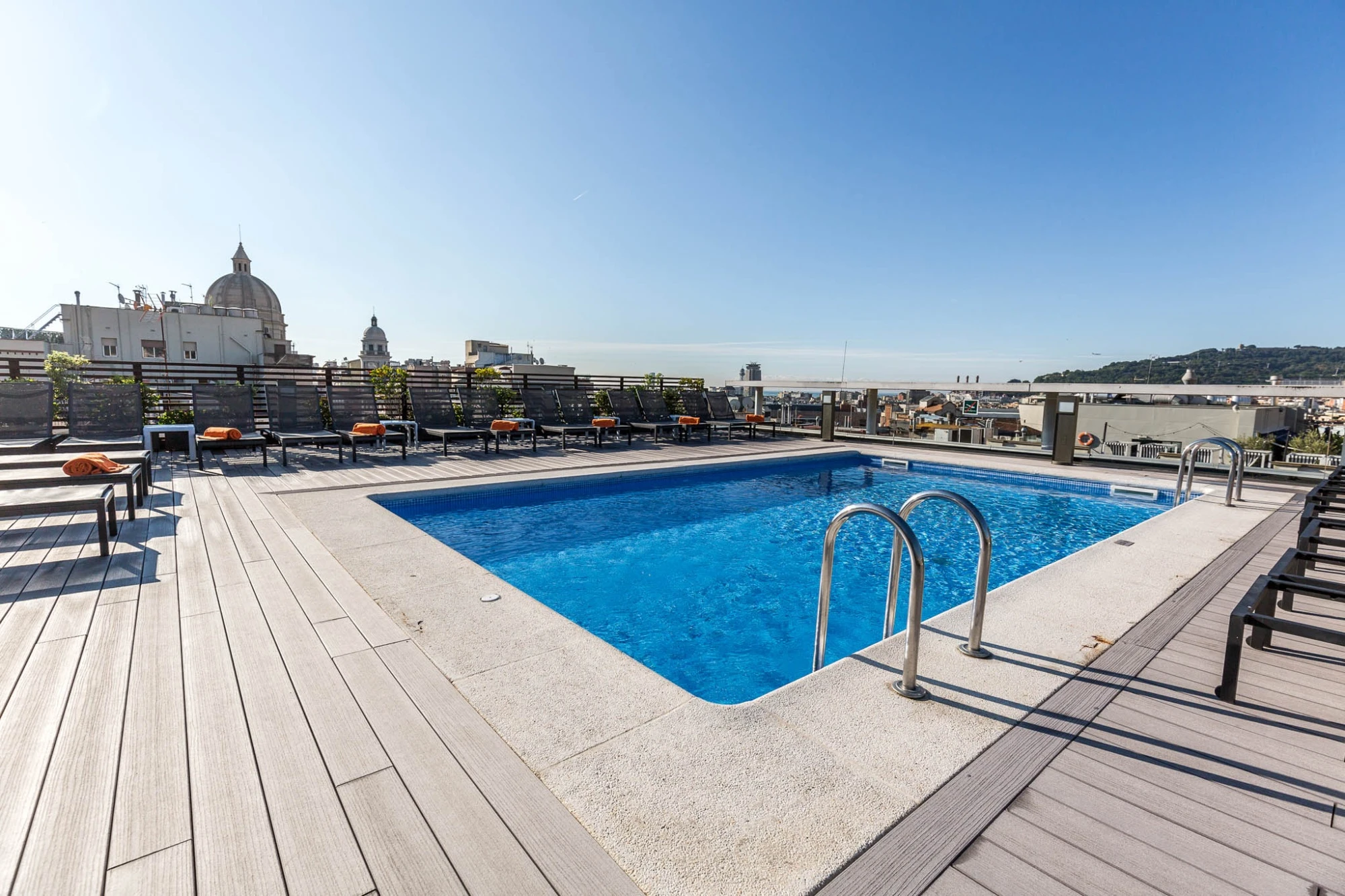 Rooftop Pool | Hotel Jazz Barcelona
