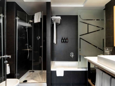Baño - Family Deluxe | Hotel Jazz Barcelona Baño - Family Deluxe | Hotel Jazz Barcelona