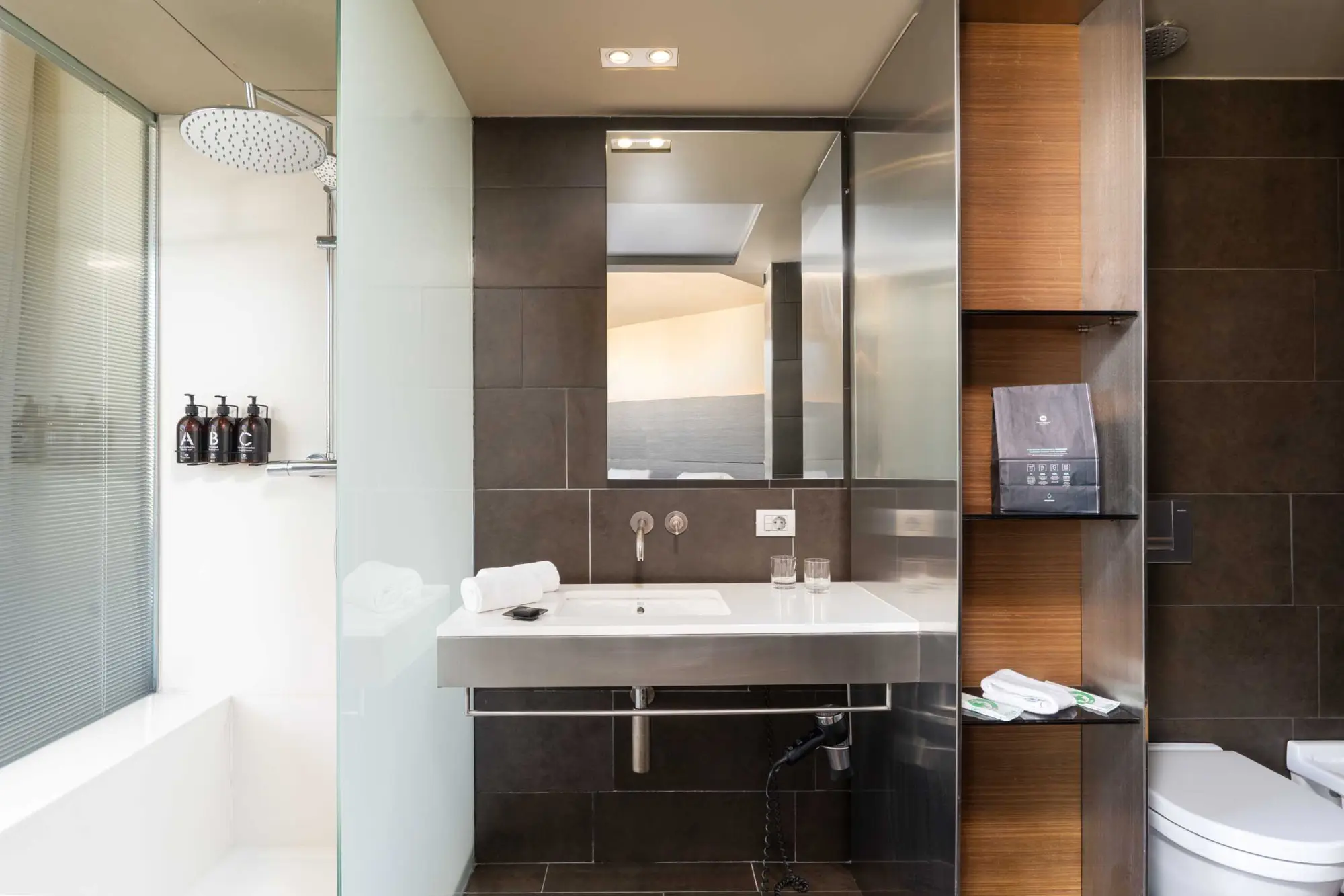 Baño - Deluxe | B-Hotel Barcelona