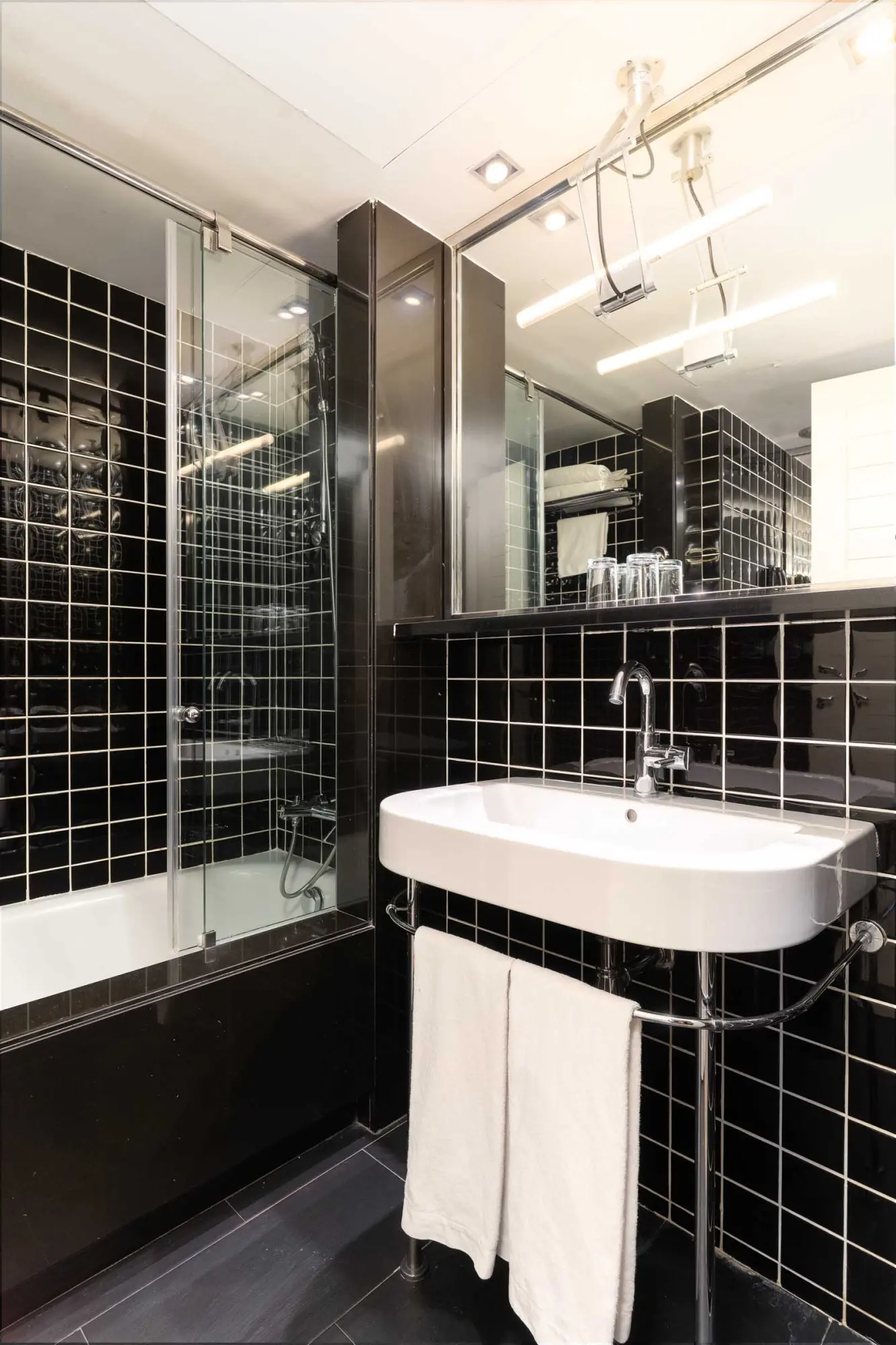 Baño - Habitación Doble | Hotel Europark