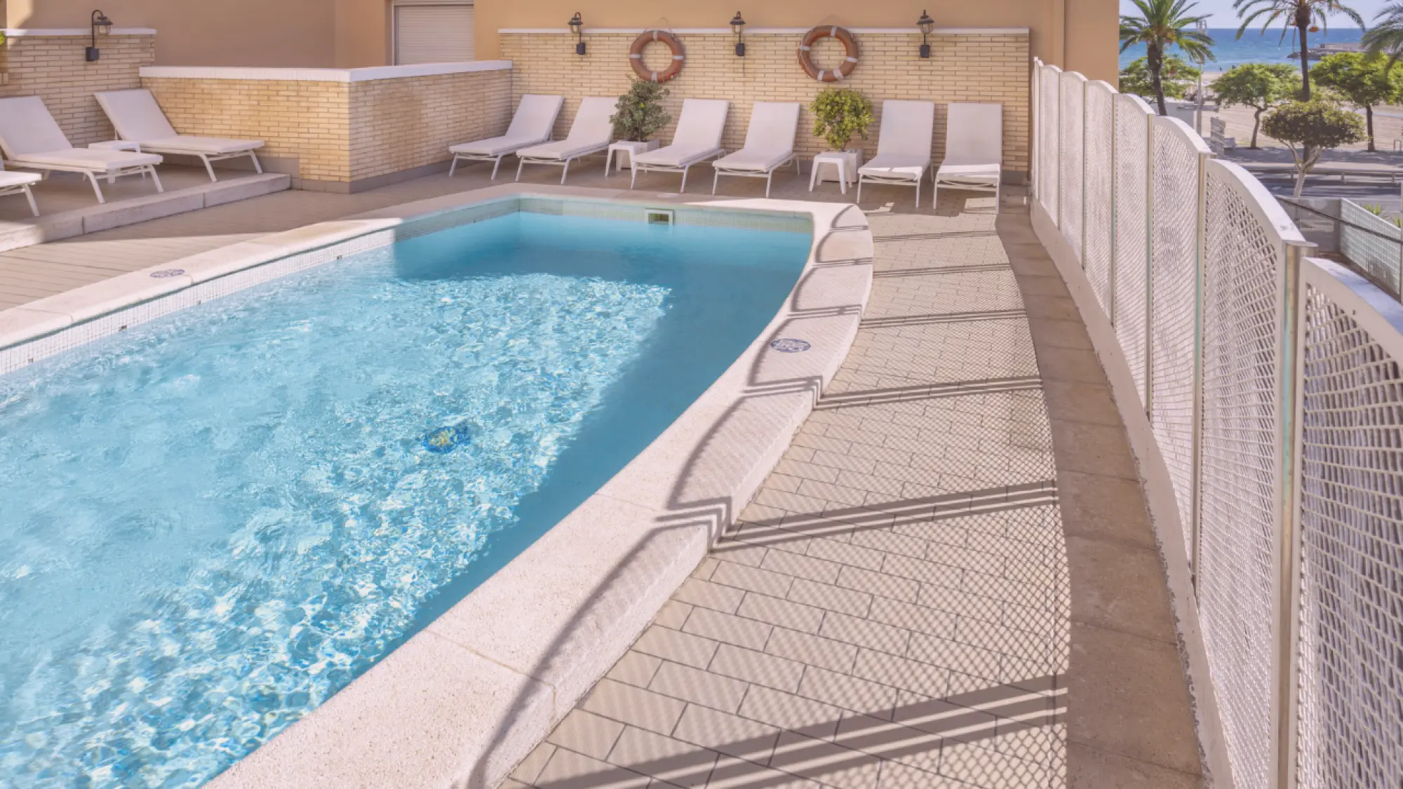 Hotel Rovira_Piscina
