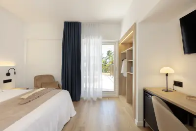 Hotel Rovira Suite Superior