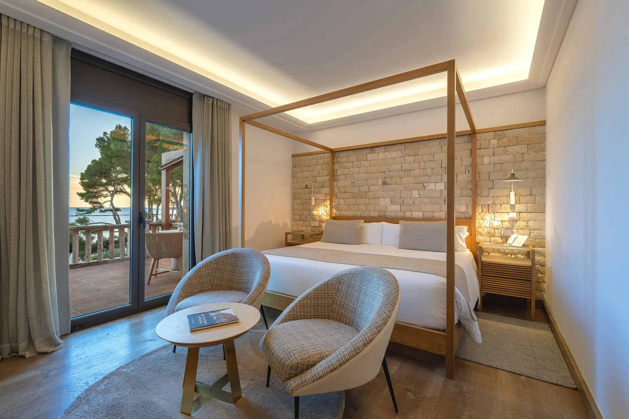 PANORAMIC ROOM