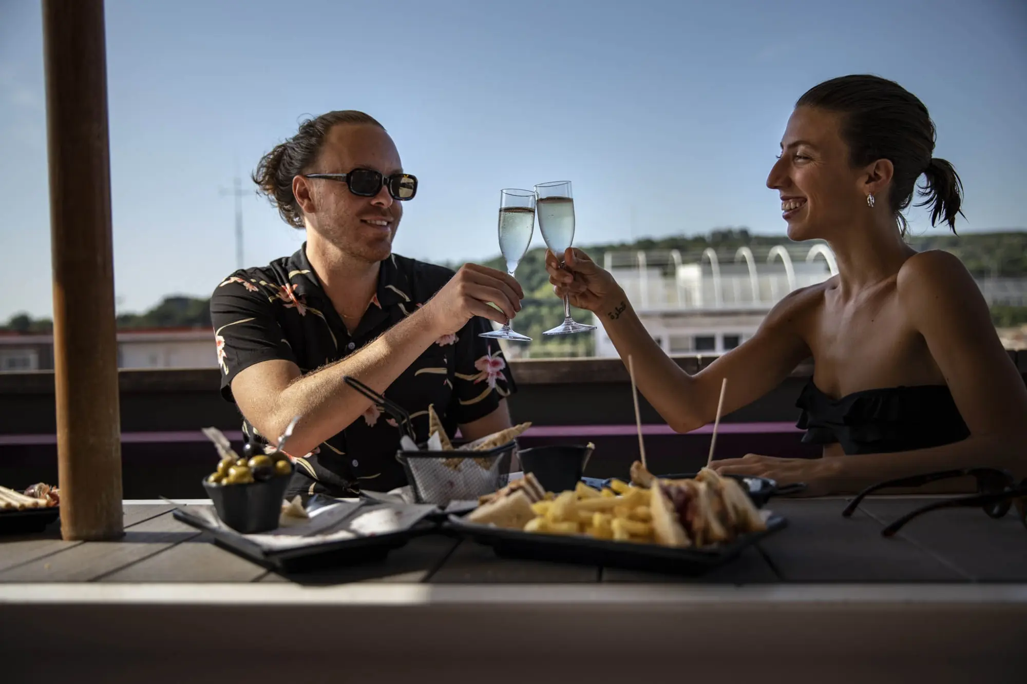 Tapas & Cócteles | Terraza - TUniversal Barcelona