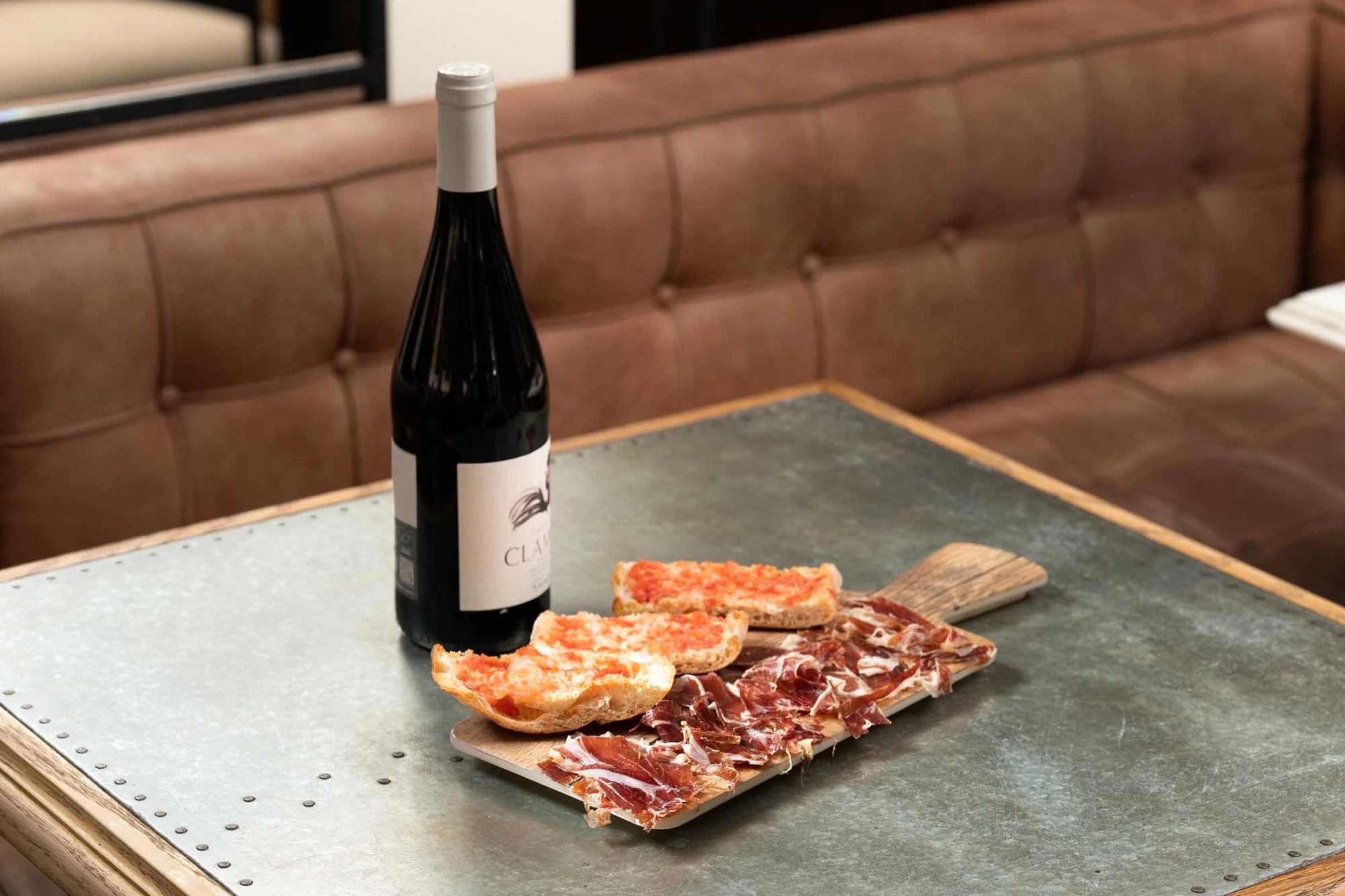 Maridaje de Jamón y Vino - Hotel BCN Universal