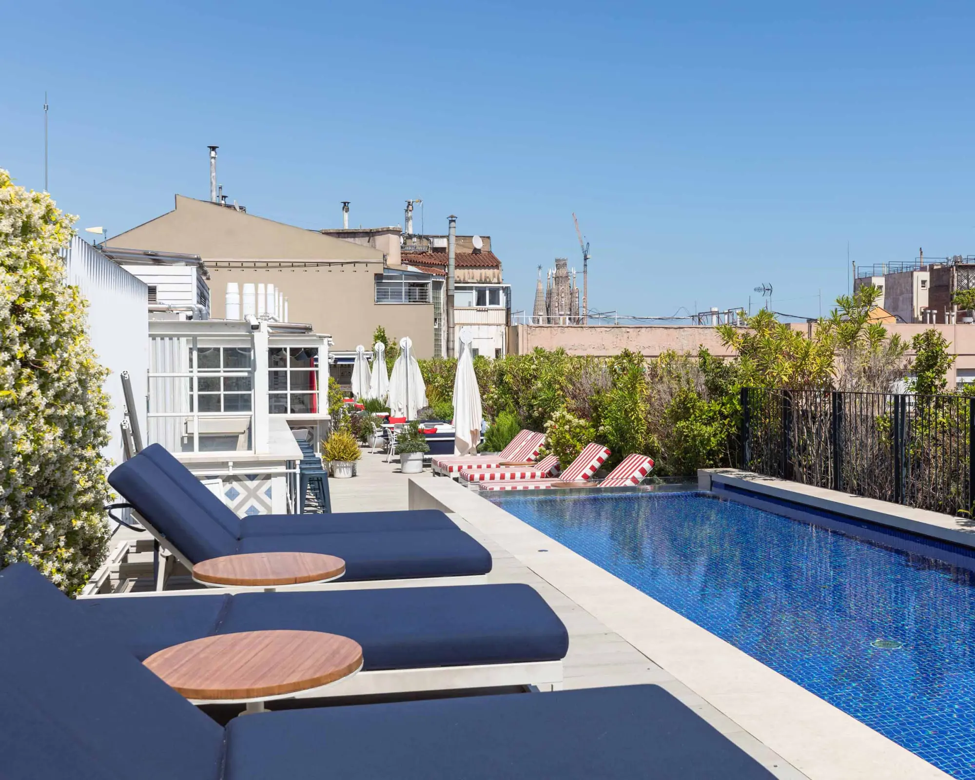 Piscina - Solárium | Seventy Urban Beach Club