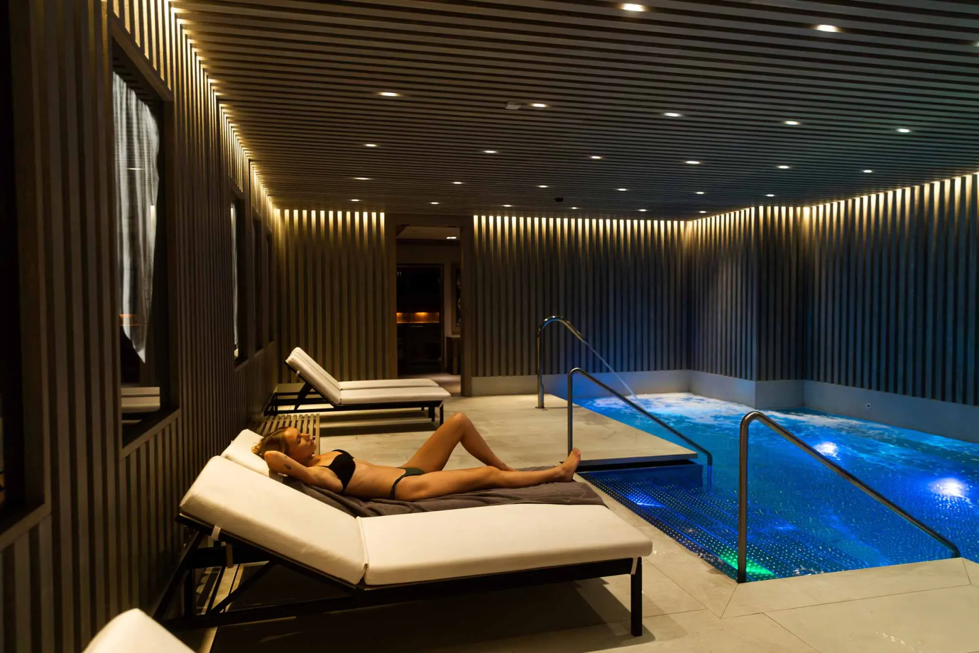Piscina interior - Seventy Spa Barcelona
©inahoellerxhotelseventy
