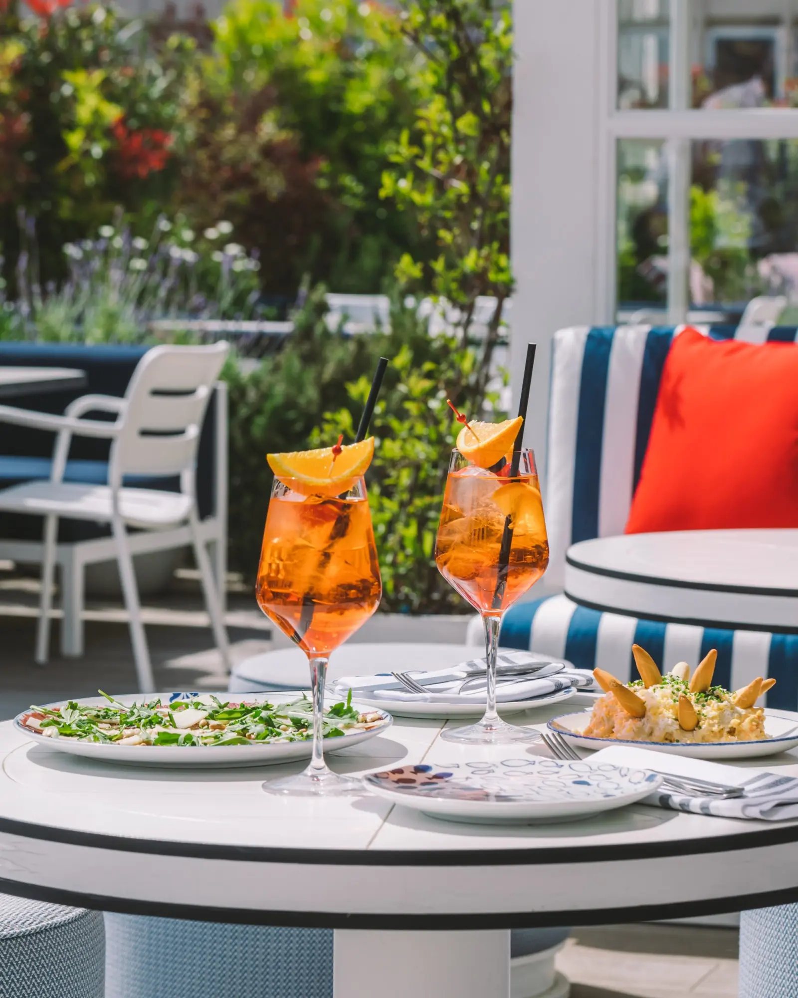 Gastro | Seventy Urban Beach Club