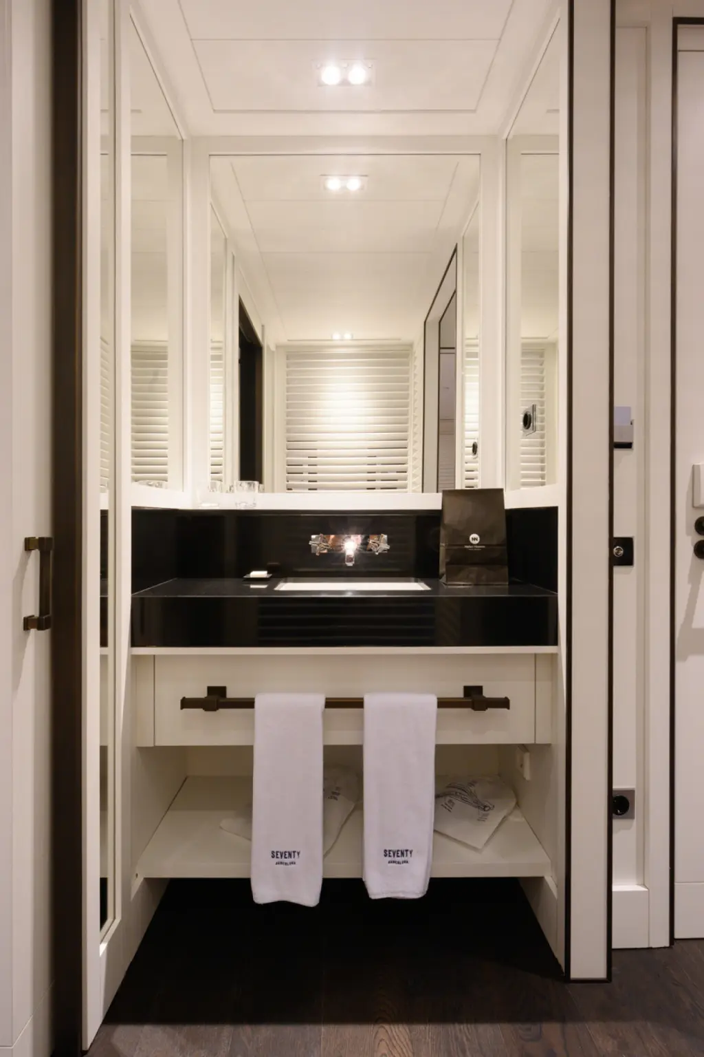 Baño - Sky Room | Barcelona