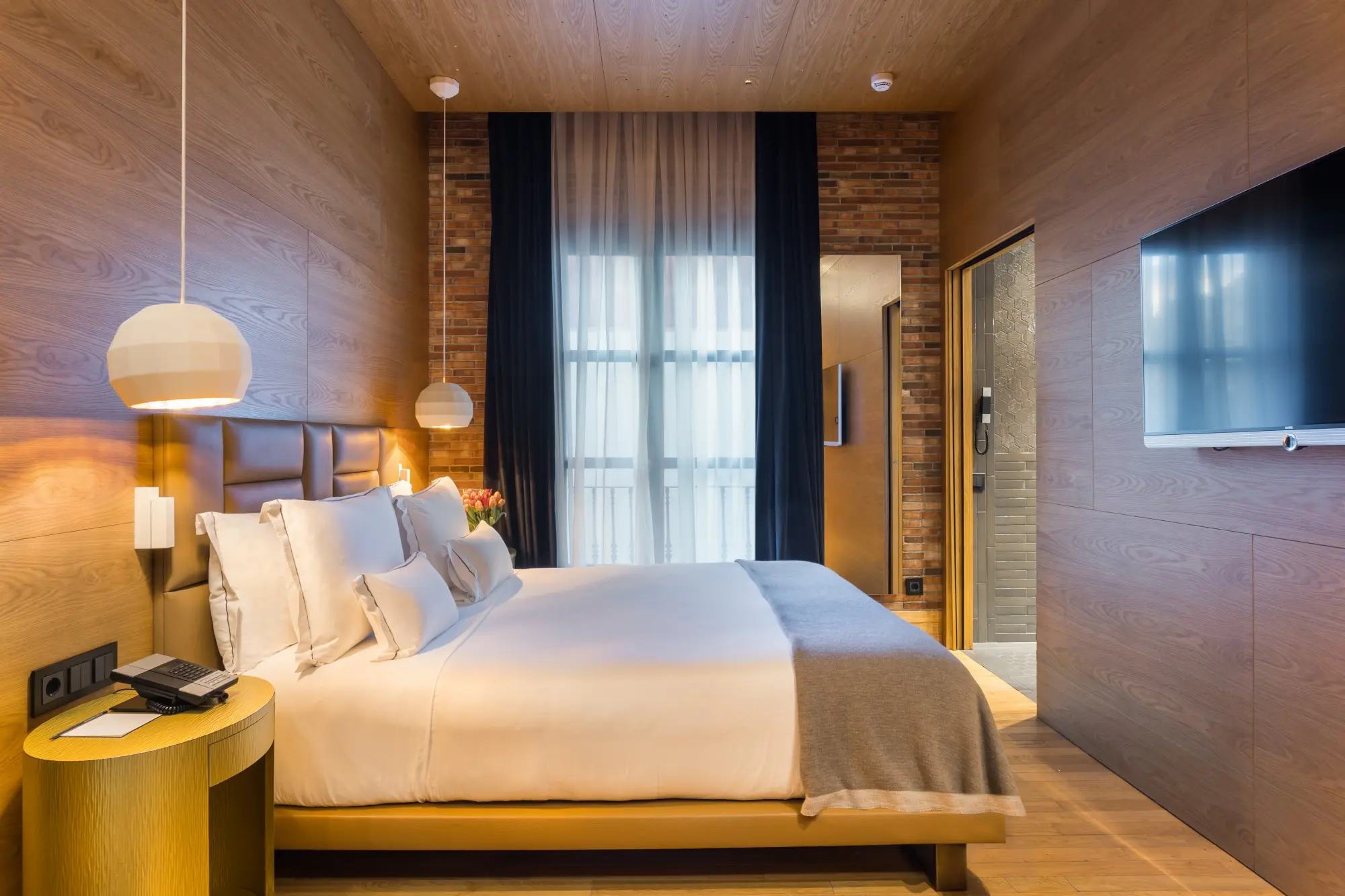 MH DELUXE ROOM 851134