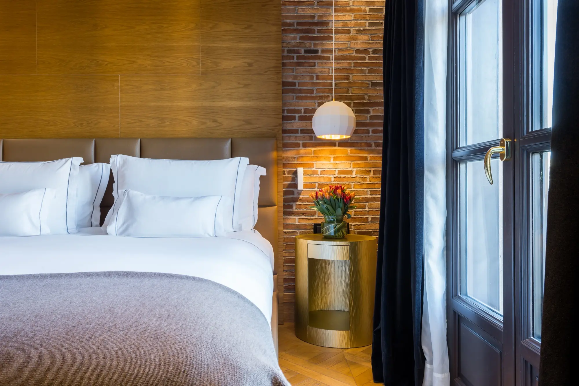 MH ROOM DETAIL 851124