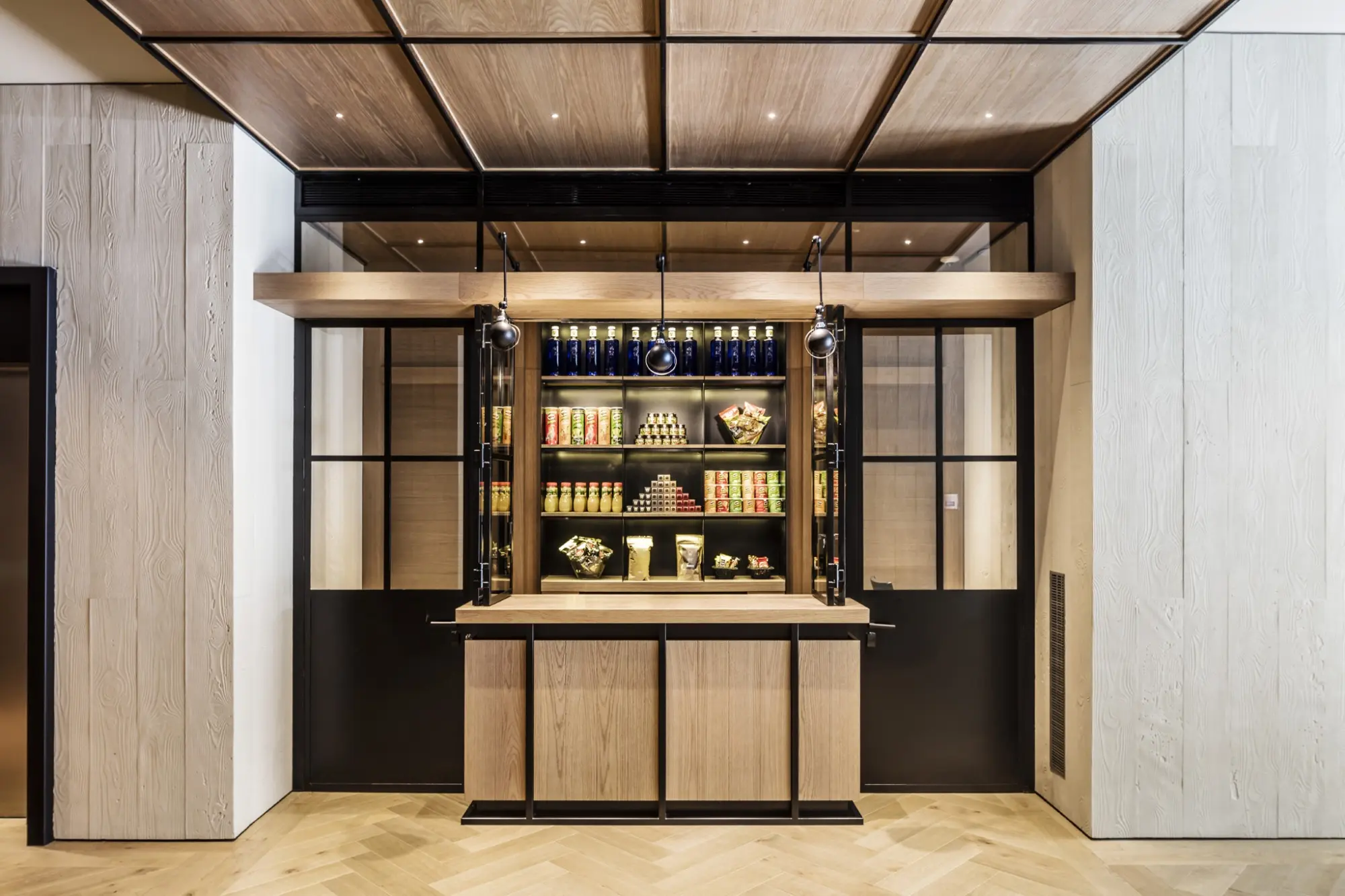 Recepción & Concierge | Midtown Apartments BCN